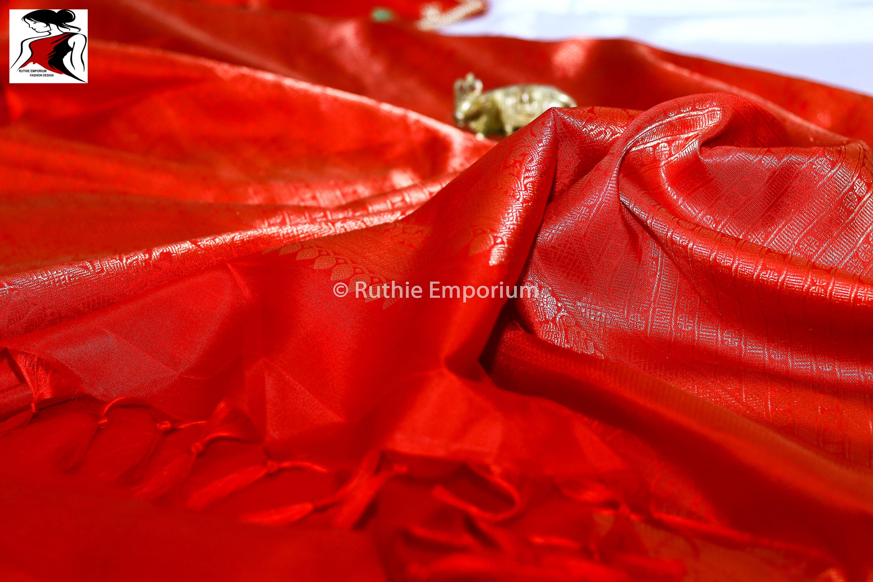 Red Temple Border Kanchipuram Pure Silk Sarees Canada, USA