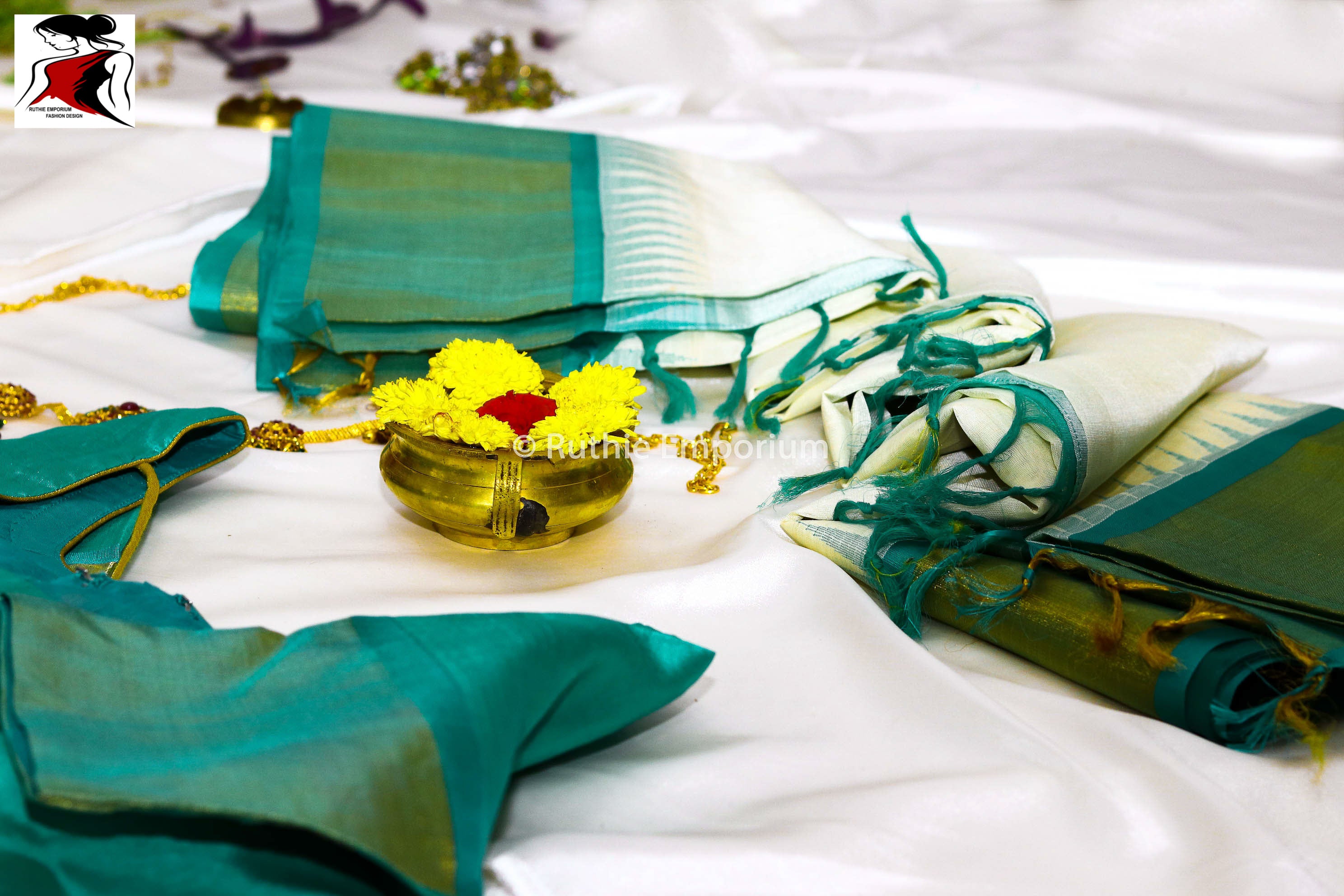 Cream with Aquamarine Kanchipuram Temple Korvai Saree Canada, USA