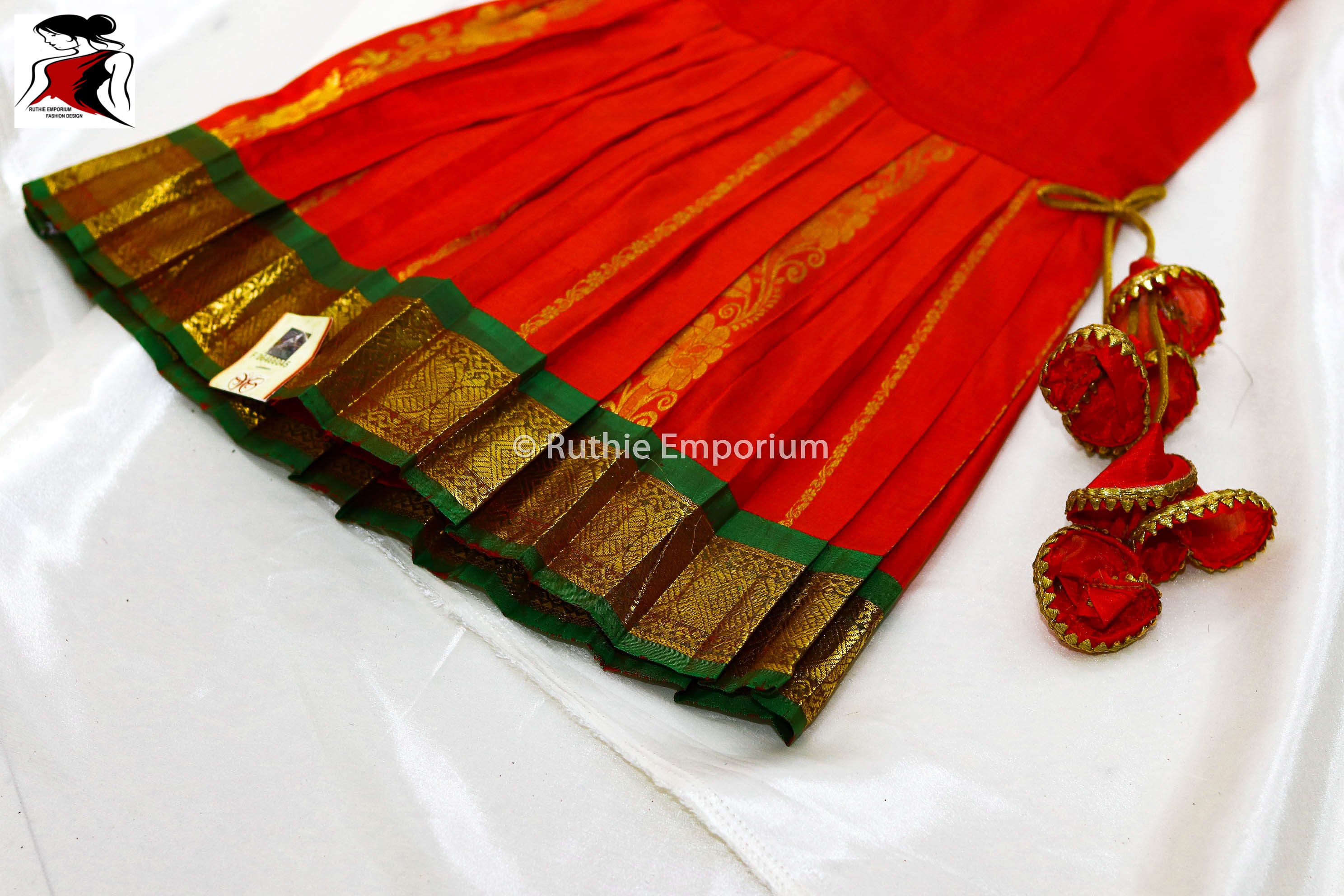 Kanchipuram Pattu Pavadai Canada, USA