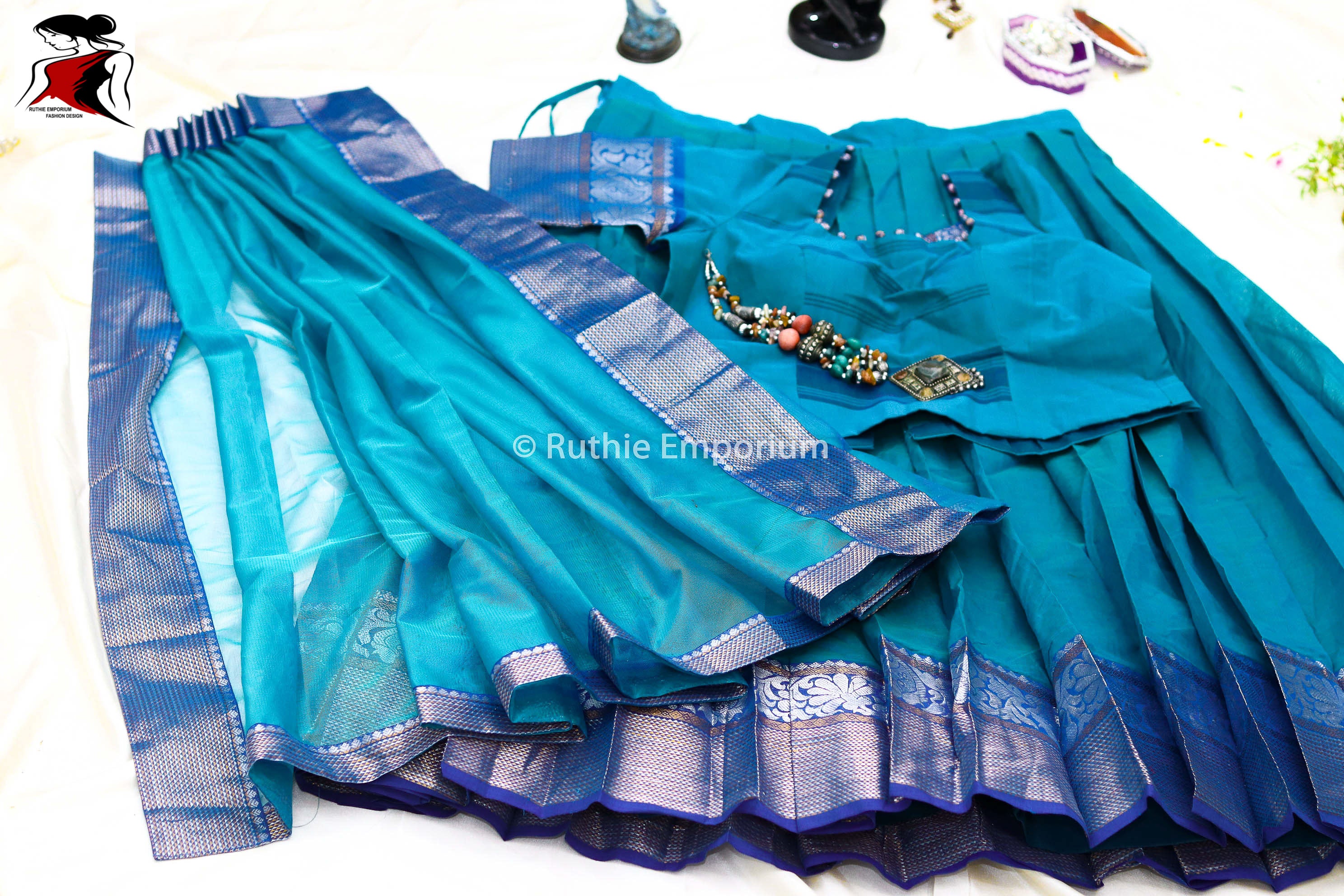 Kanchipuram Half Saree Canada, USA