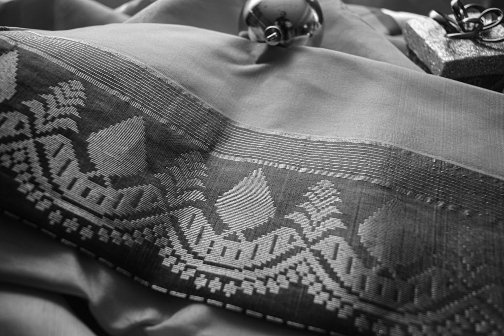 Kanchipuram Silk Saree Online Canada, USA