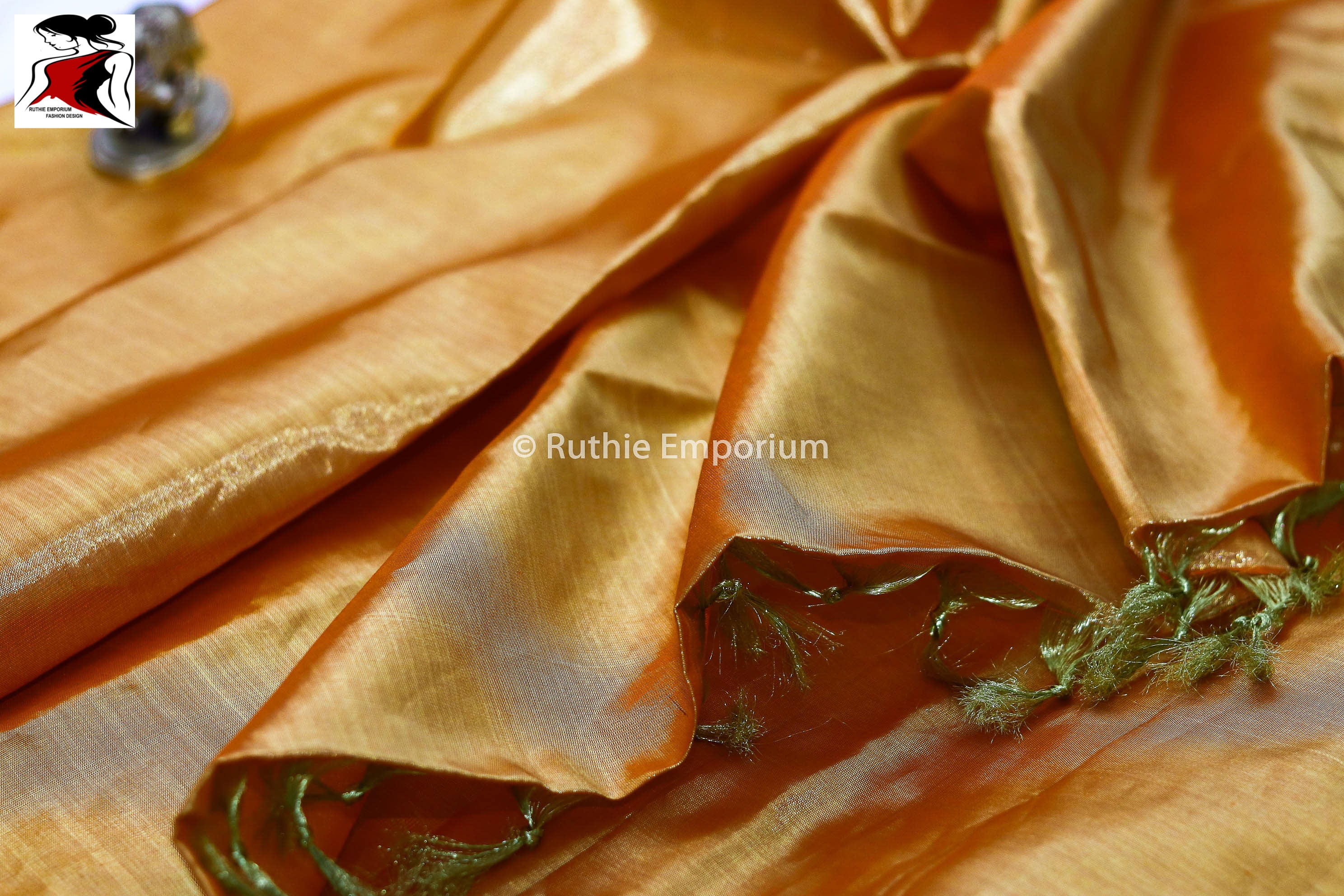 Gold Pure Kanchipuram Tissue Silk Saree Canada, USA