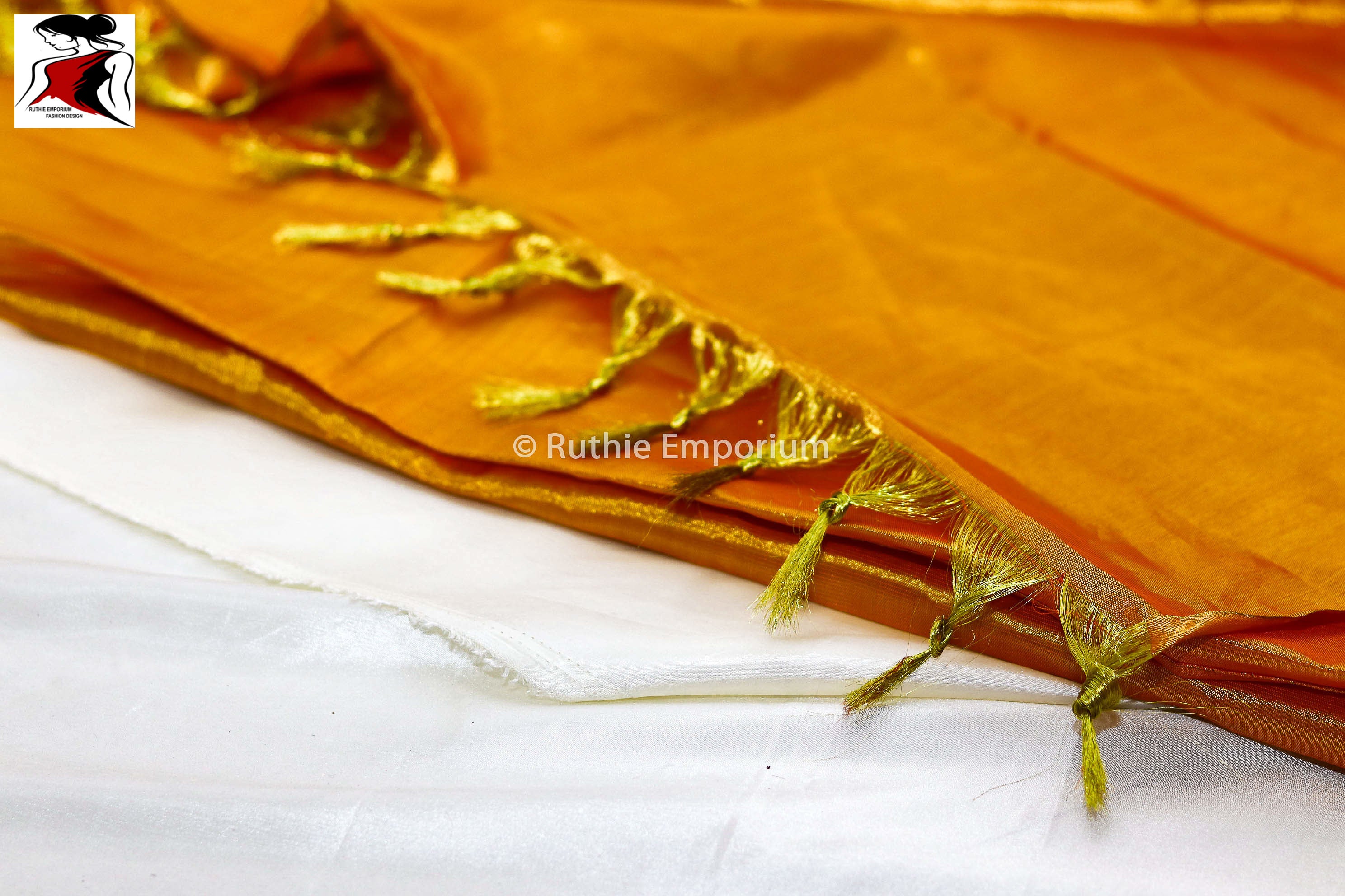 Gold Pure Kanchipuram Tissue Silk Saree Canada, USA