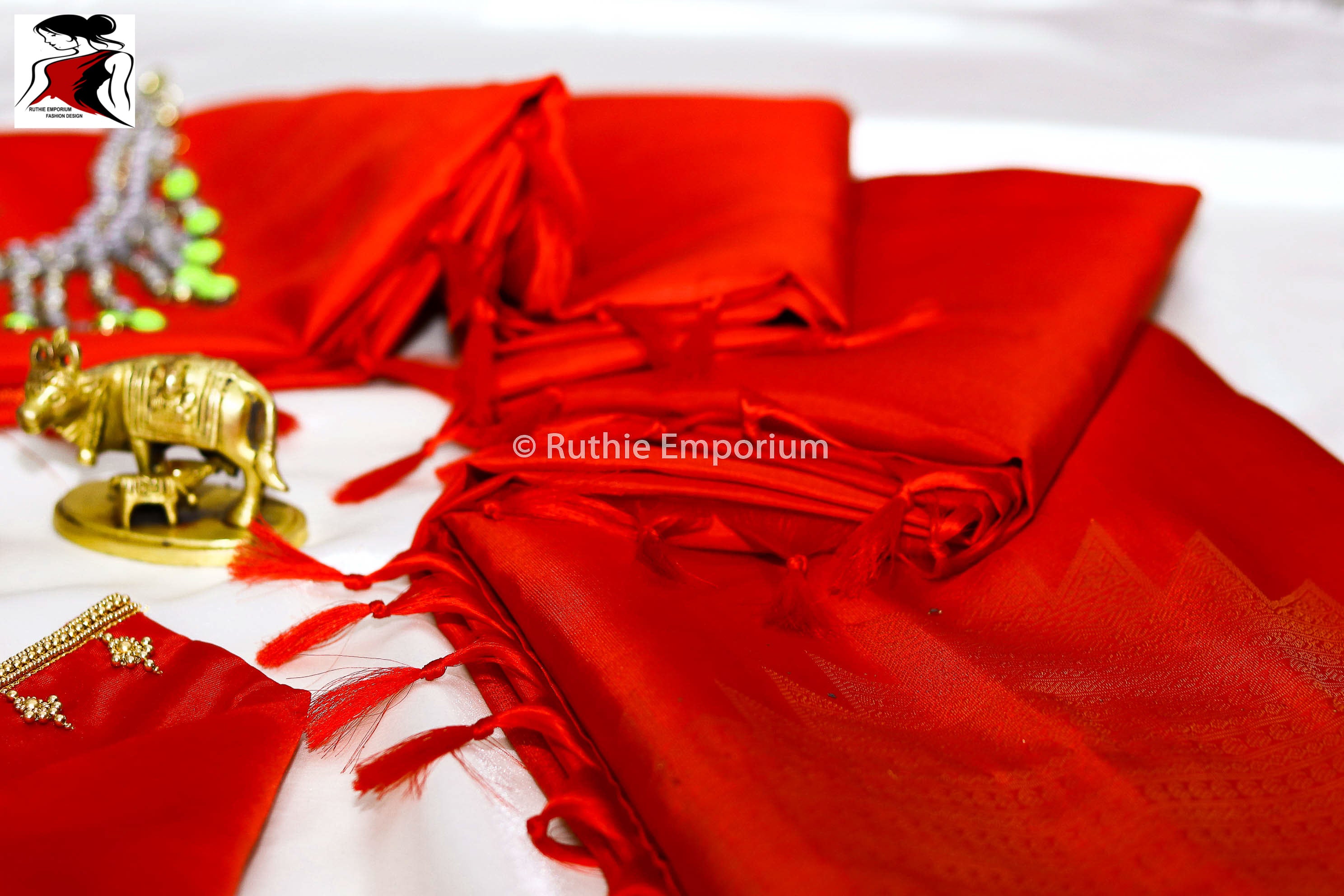 Red Temple Border Kanchipuram Pure Silk Sarees Canada, USA