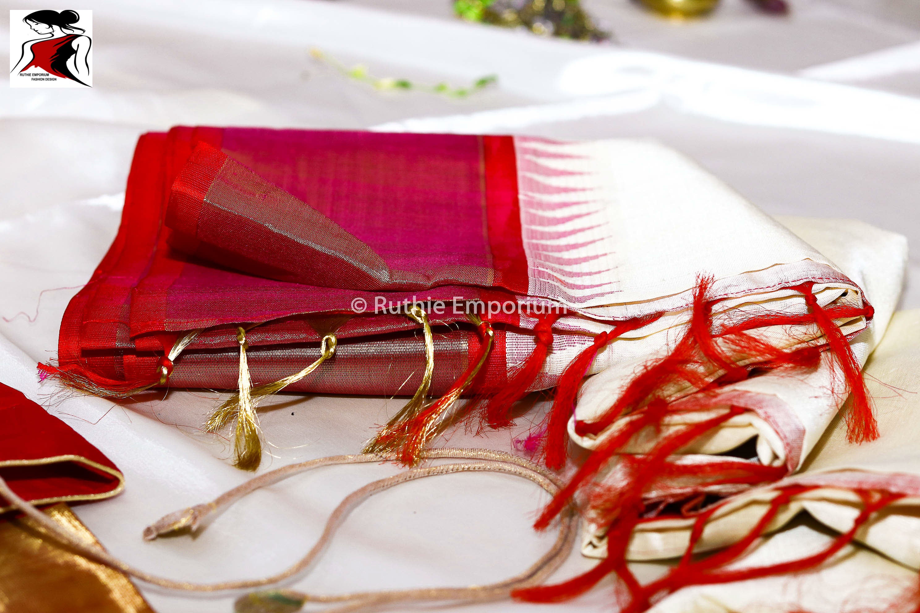 Cream with Pink Kanchipuram Temple Korvai Saree Canada, USA