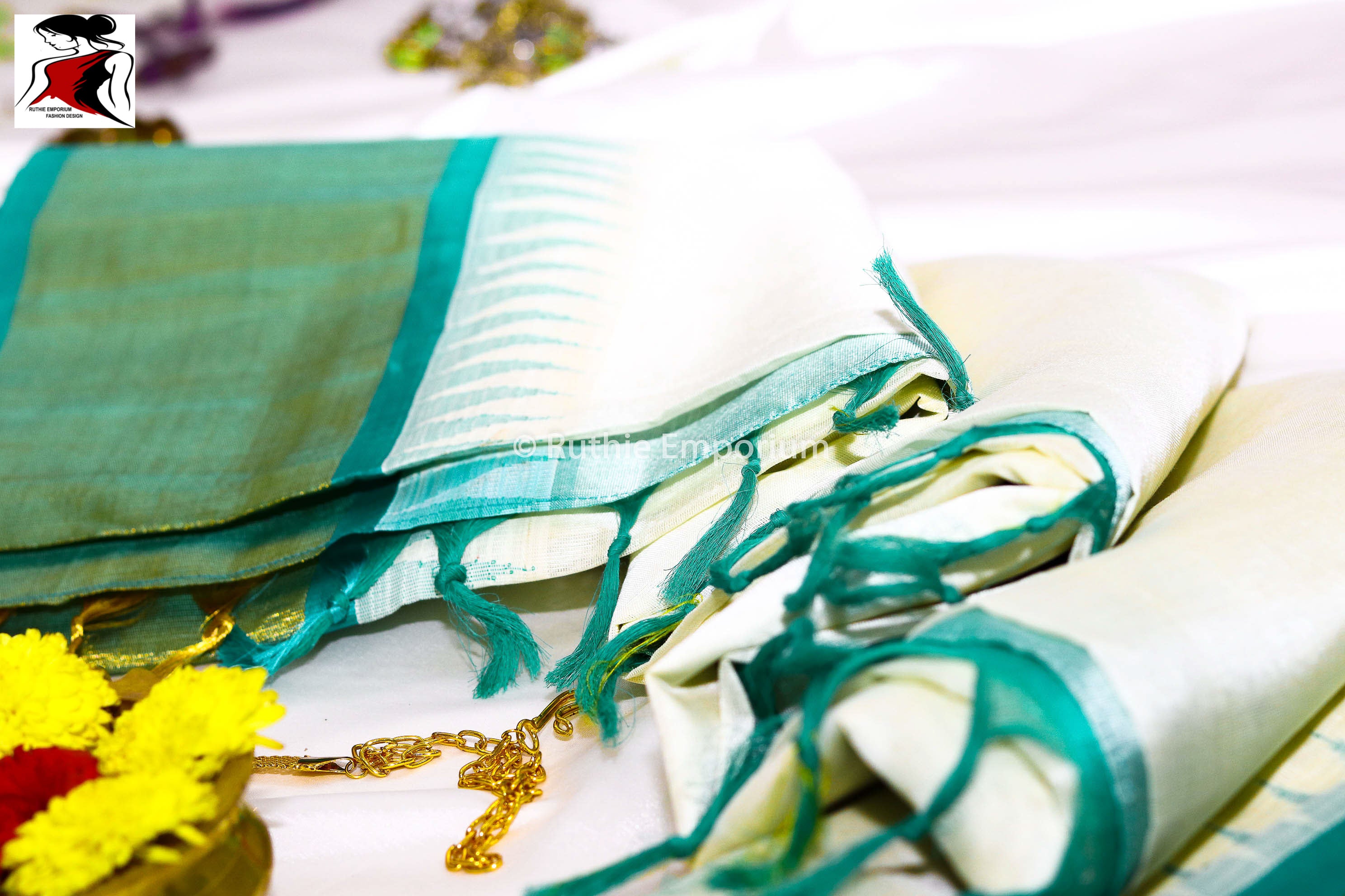 Cream with Aquamarine Kanchipuram Temple Korvai Saree Canada, USA