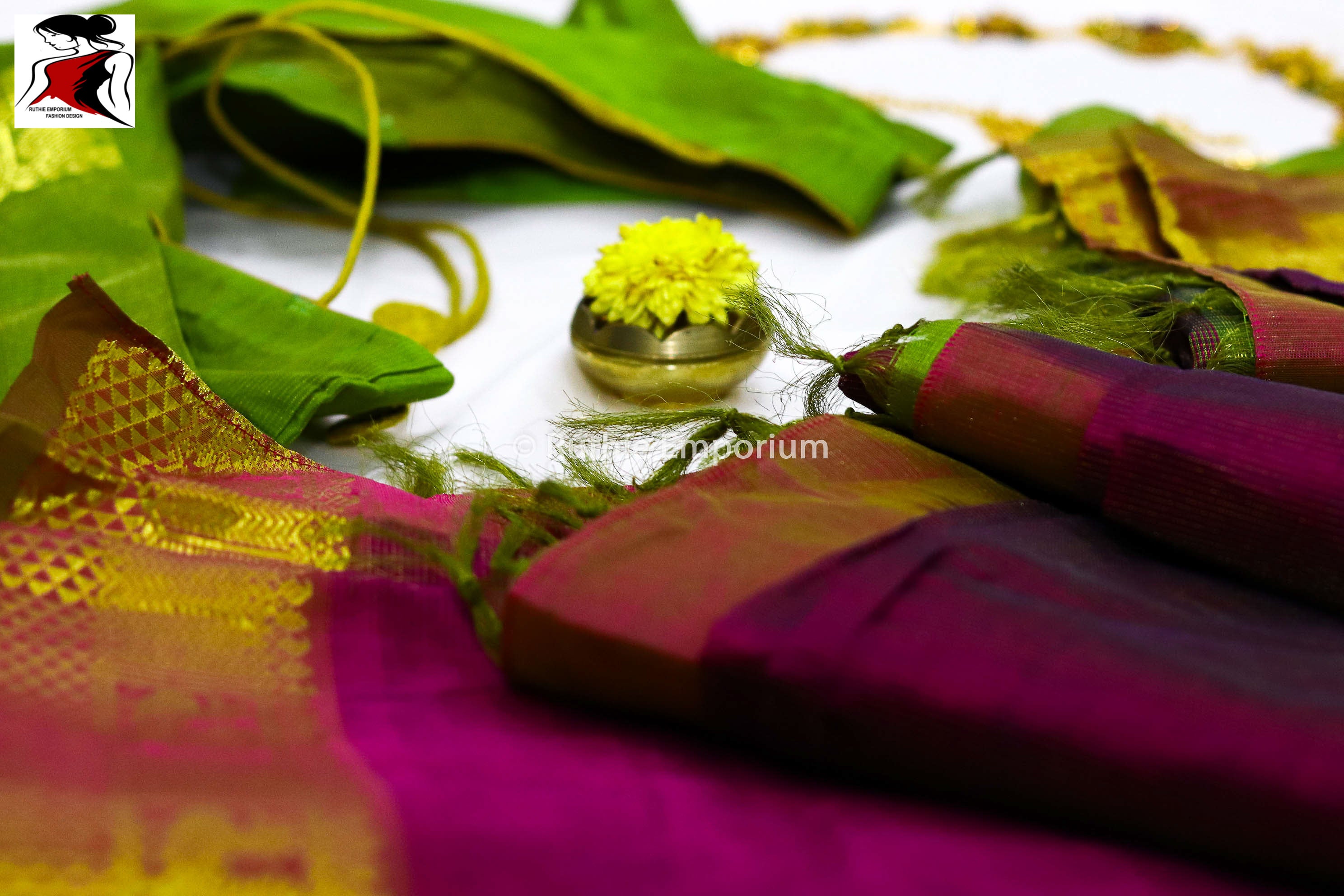 Purple Kanchipuram Vaira Oosi Saree Canada, USA